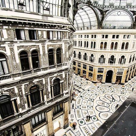 Domus Sibyllina, Galleria Umberto I Nápoles Exterior foto