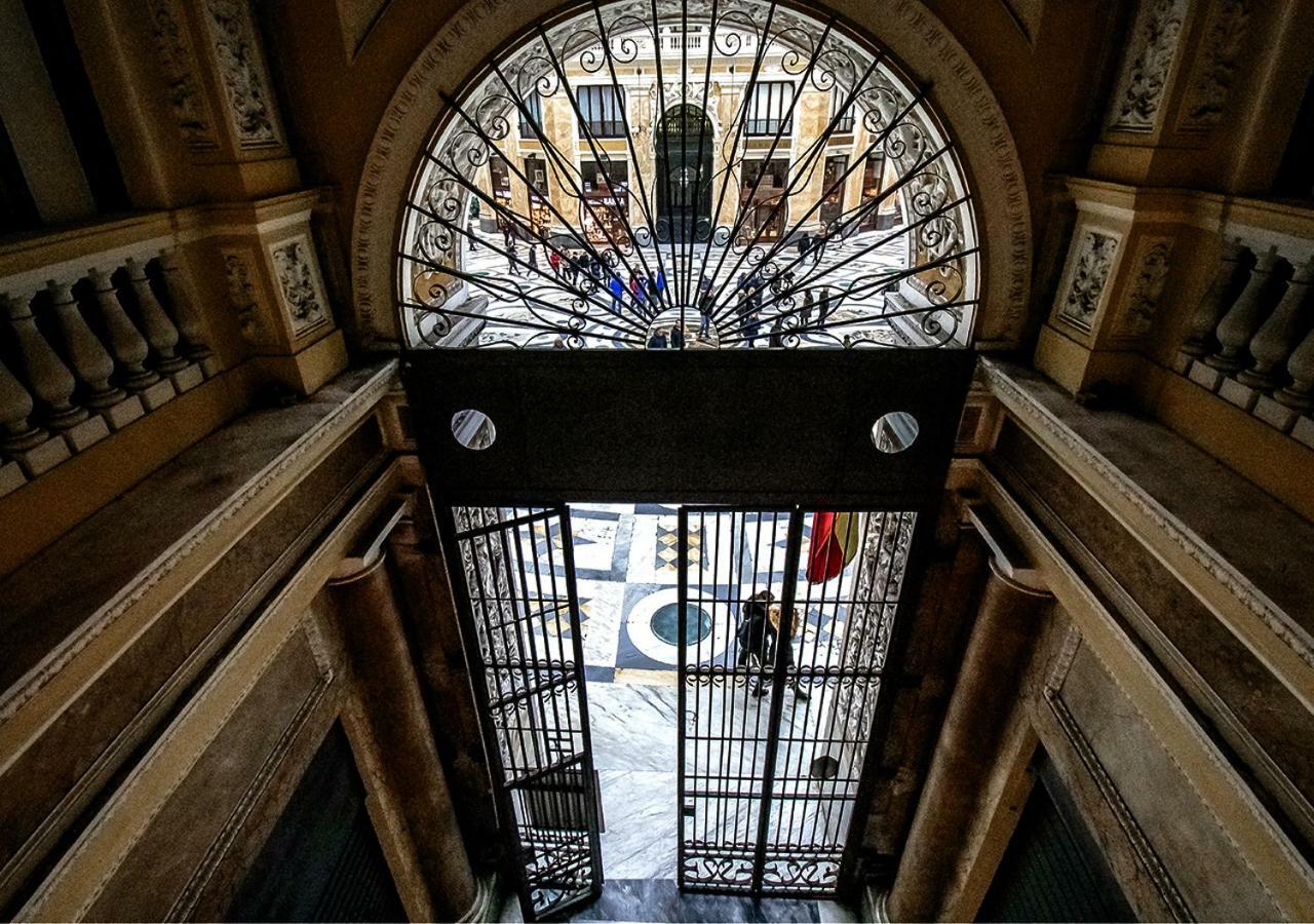 Domus Sibyllina, Galleria Umberto I Nápoles Exterior foto